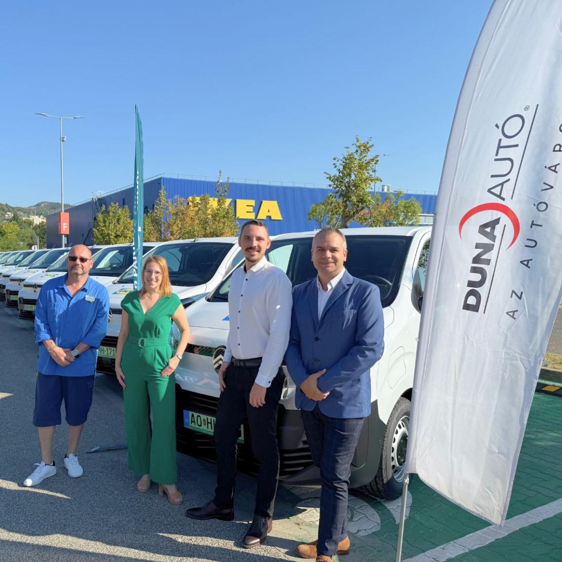 Group photo ikea